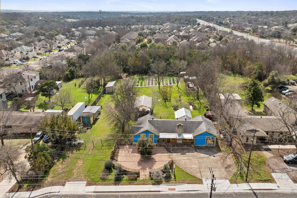 View 1901 Matthews Ln in CANNON W 1901 Matthews Ln - front exterior - Luxury home in CANNON W, Austin, TX