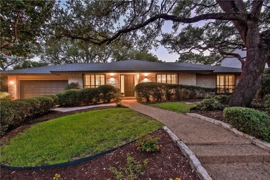 View 3911 Glengarry Dr in Northwest Hills 3911 Glengarry Dr - front exterior - Luxury home in Northwest Hills, Austin, TX