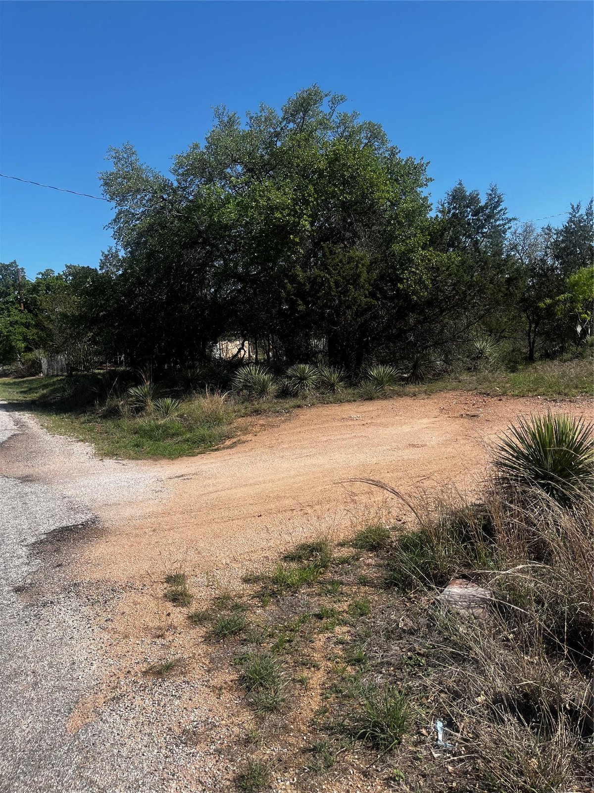 View 0 Castlebriar St in Sherwood Shores III 0 Castlebriar St - front exterior - Luxury lot in Sherwood Shores III, Granite Shoals, TX