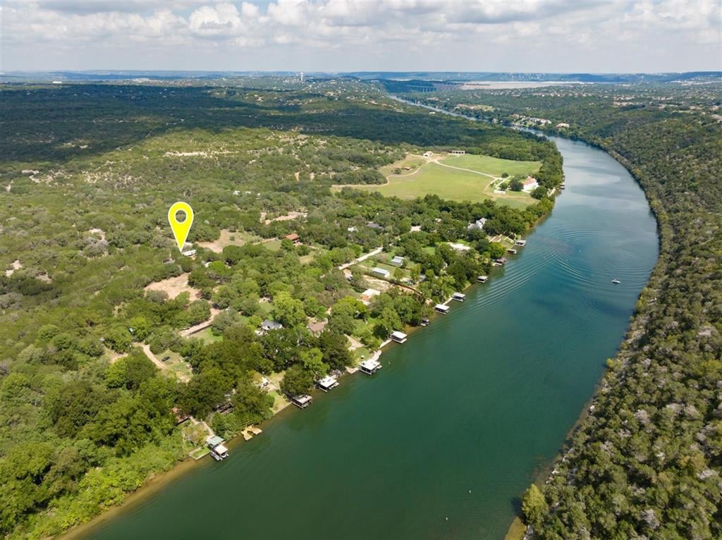 View 0 Underhill Rd in Rio Vista Add 0 Underhill Rd - front exterior - Luxury lot in Rio Vista Add, Austin, TX