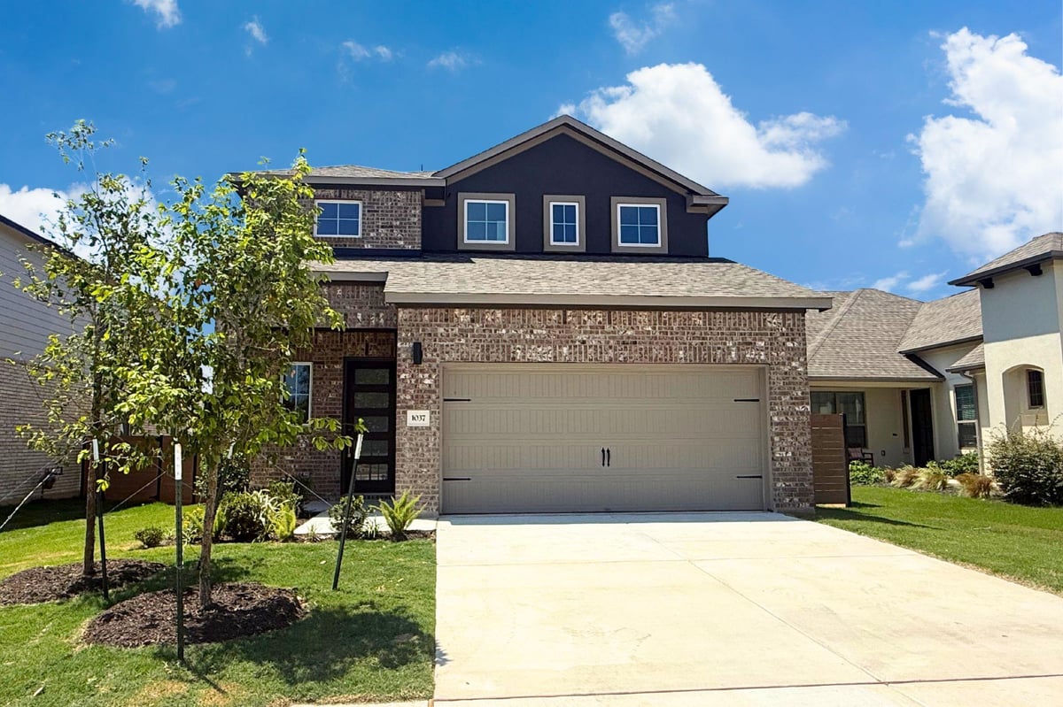 View 1037 Stonehill Dr in Highland Village 1037 Stonehill Dr - front exterior - Luxury home in Highland Village, Georgetown, TX