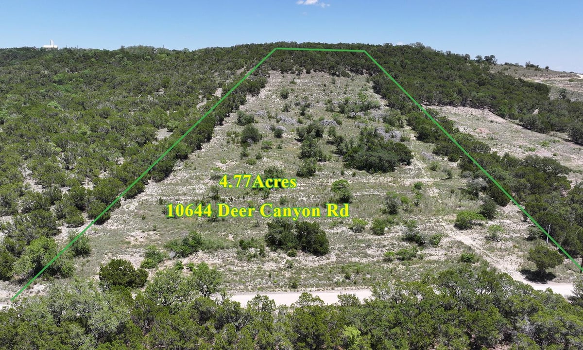 View 10644 Deer Canyon Rd in Panoramic Hills Rev Of A P 10644 Deer Canyon Rd - front exterior - Luxury lot in Panoramic Hills Rev Of A P, Jonestown, TX