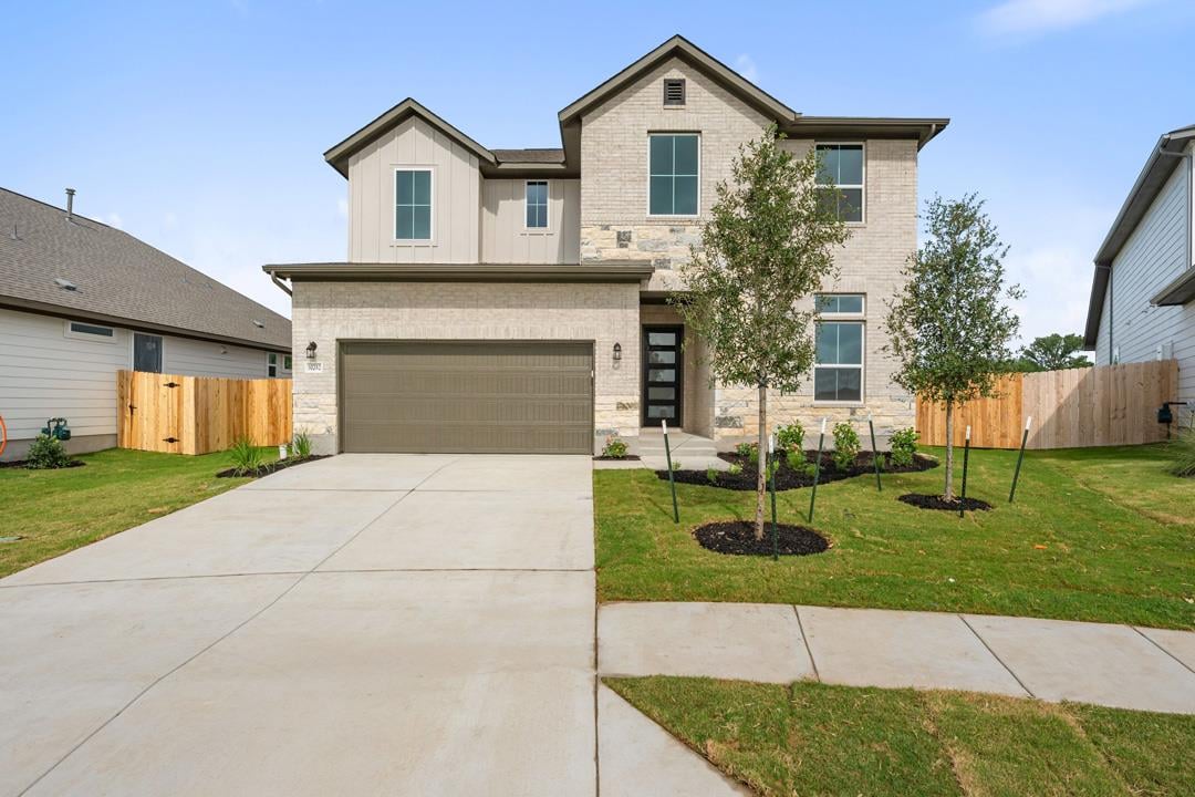 10732 Worth Lane - front exterior - Luxury home in Lagos Reserve, Manor, TX