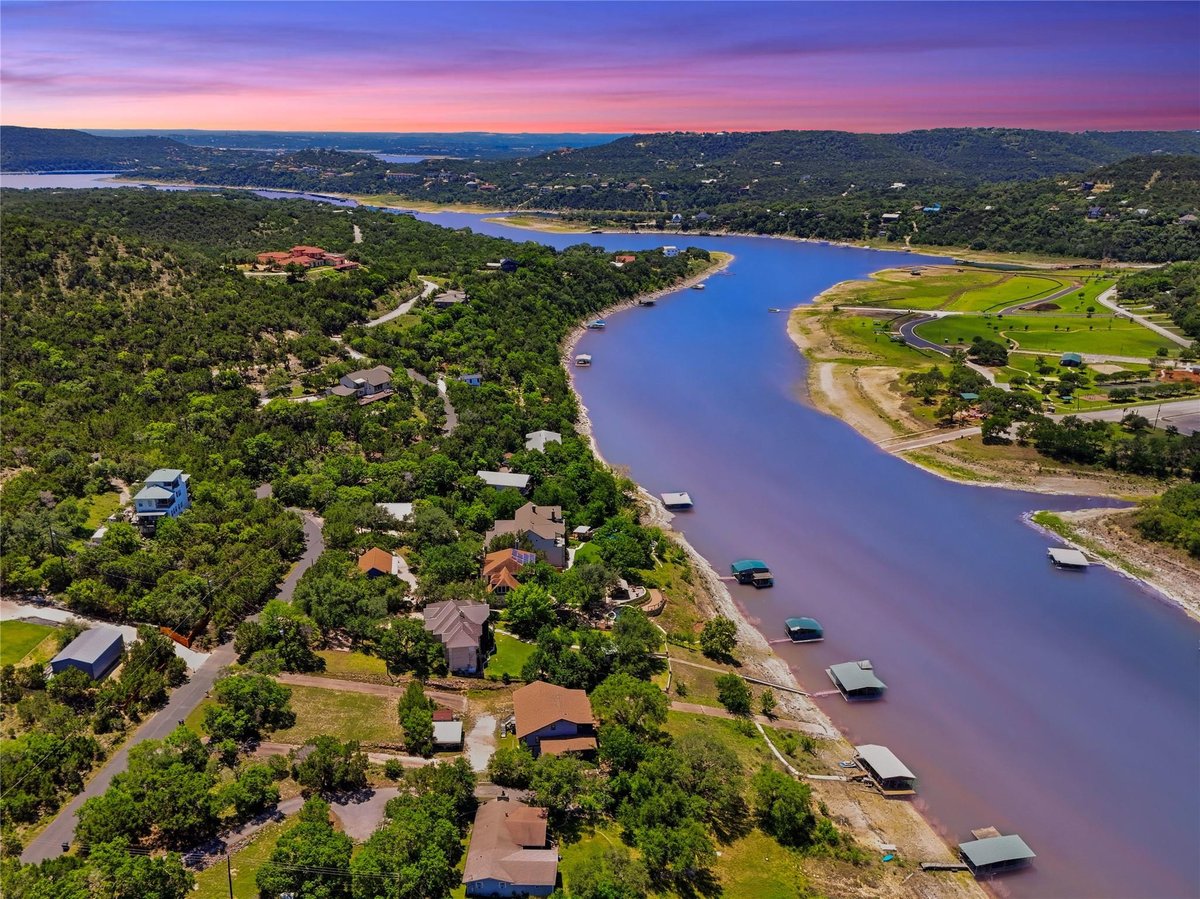 View 10802 Beach RD in Valle Verde Beach 10802 Beach RD - front exterior - Luxury home in Valle Verde Beach, Leander, TX