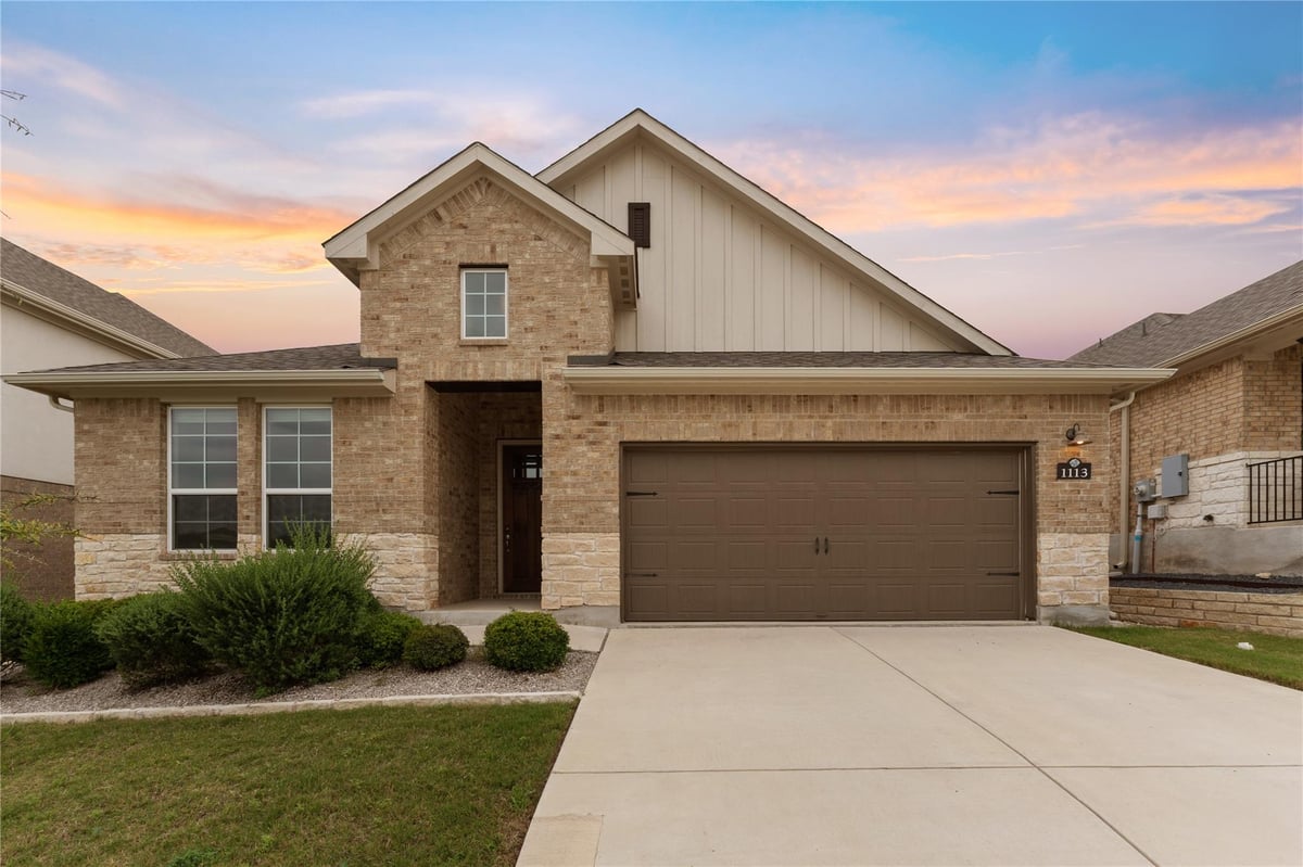 View 1113 Highwater DR in Water Oak North Sec 4 1113 Highwater DR - front exterior - Luxury home in Water Oak North Sec 4, Georgetown, TX