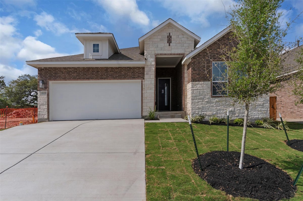 View 1121 Pansy TRL in Parkside on the River 1121 Pansy TRL - front exterior - Luxury home in Parkside on the River, Georgetown, TX