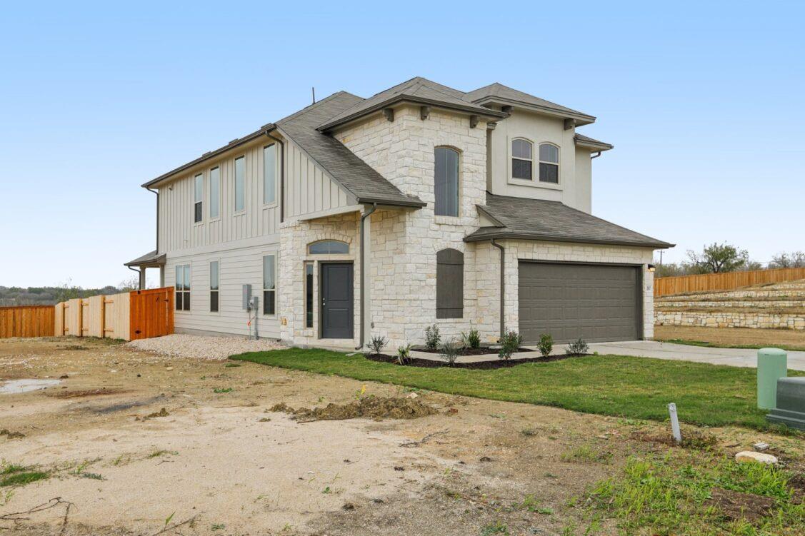 View 11305 Zip Cochise WAY in Saddle Rdg/Wildhorse Ranch Sec 11305 Zip Cochise WAY - front exterior - Luxury home in Saddle Rdg/Wildhorse Ranch Sec, Austin, TX