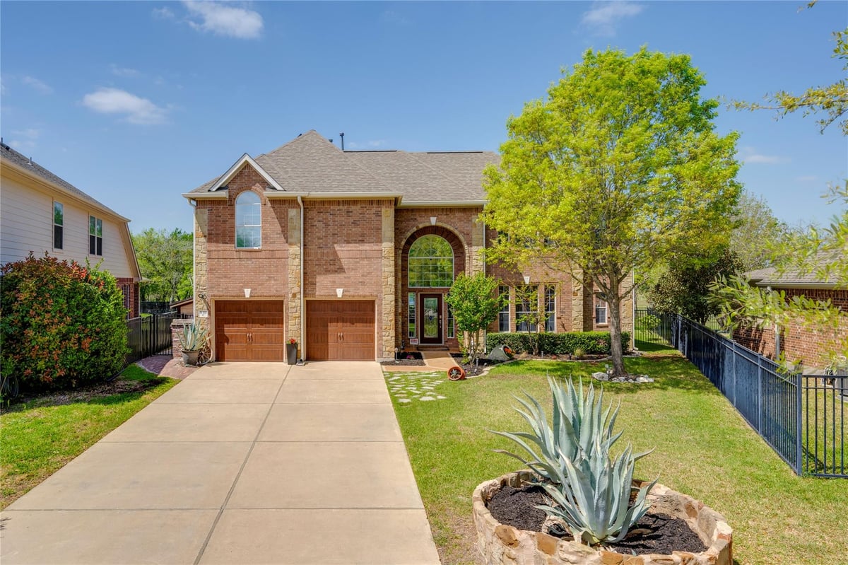 View 11332 Terrace Meadow Way in ShadowGlen 11332 Terrace Meadow Way - front exterior - Luxury home in ShadowGlen, Manor, TX