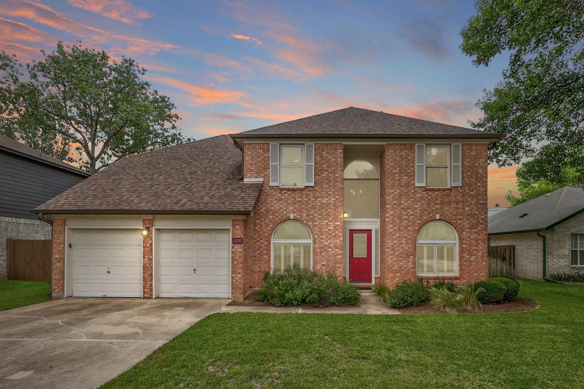 View 1200 Mountain View DR in Settlers Ridge 1200 Mountain View DR - front exterior - Luxury home in Settlers Ridge, Pflugerville, TX