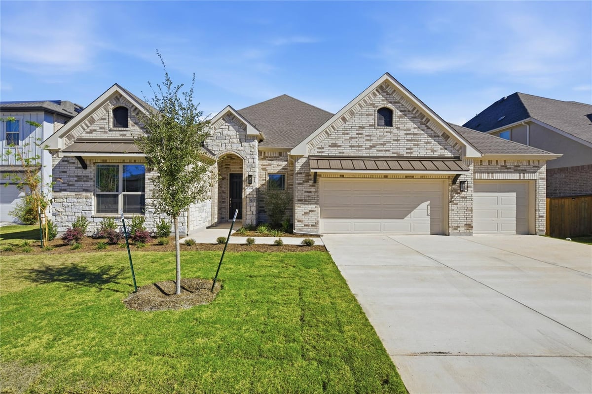 View 1208 Terrace View Dr in Oaks at San Gabriel 1208 Terrace View Dr - front exterior - Luxury home in Oaks at San Gabriel, Georgetown, TX