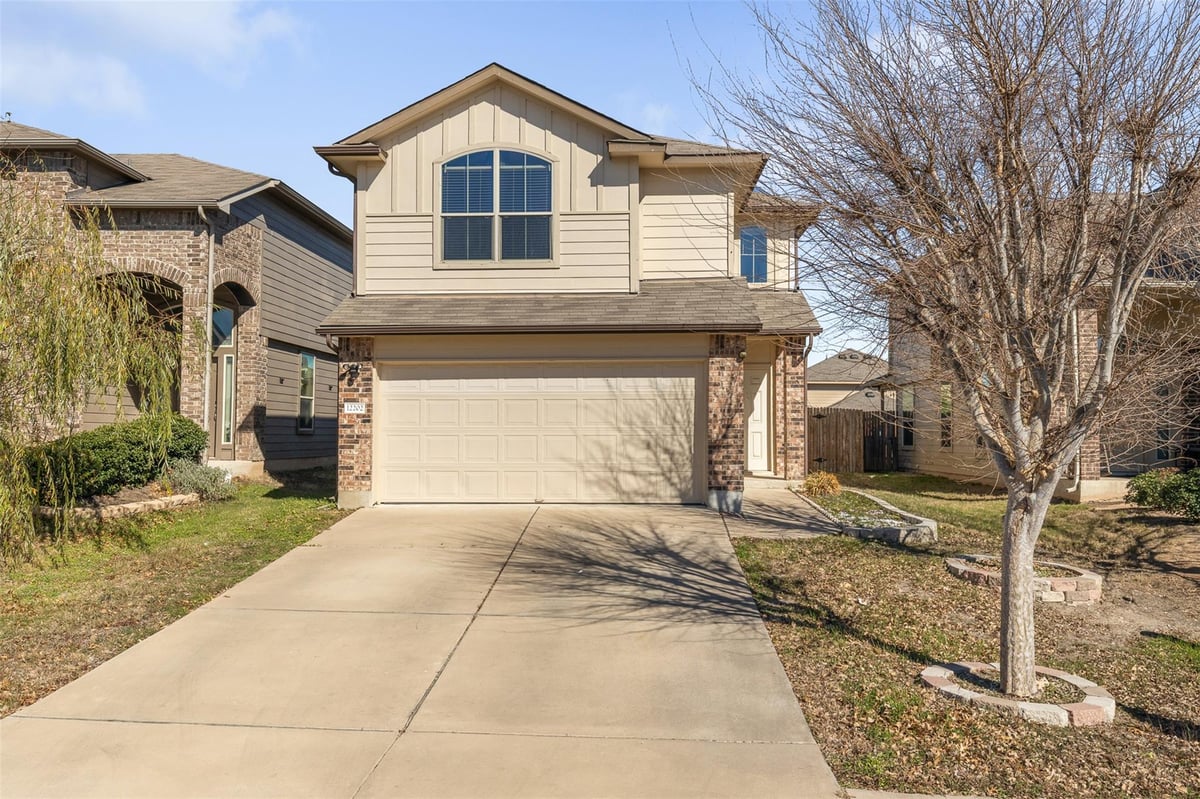View 12202 Walter Vaughn Dr in Stonewater Ph 6 12202 Walter Vaughn Dr - front exterior - Luxury home in Stonewater Ph 6, Manor, TX