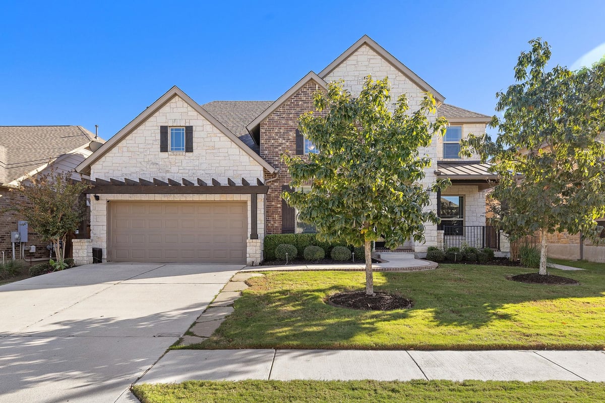 View 125 Mindy Way in Santa Rita Ranch 125 Mindy Way - front exterior - Luxury home in Santa Rita Ranch, Liberty Hill, TX