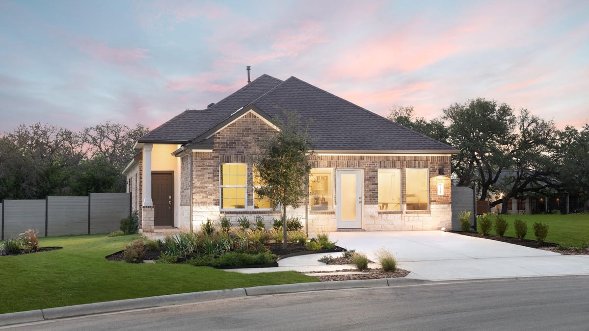 View 125 Parsons in Plum Creek North 125 Parsons - front exterior - Luxury home in Plum Creek North, Kyle, TX