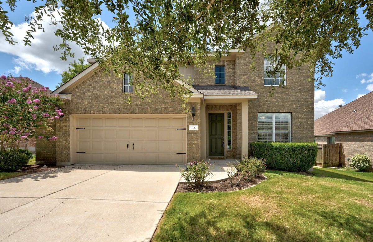 View 129 Briarpatch Ct in Highpointe Condo 129 Briarpatch Ct - front exterior - Luxury home in Highpointe Condo, Austin, TX