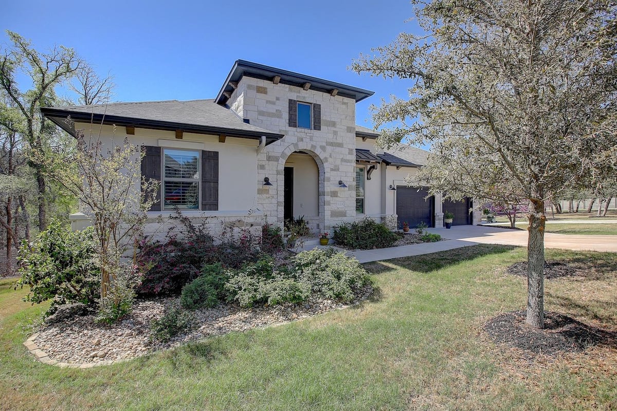 View 129 Hollytree Ct in Wolf Ranch West Ph 1 Sec 3 129 Hollytree Ct - front exterior - Luxury home in Wolf Ranch West Ph 1 Sec 3, Georgetown, TX