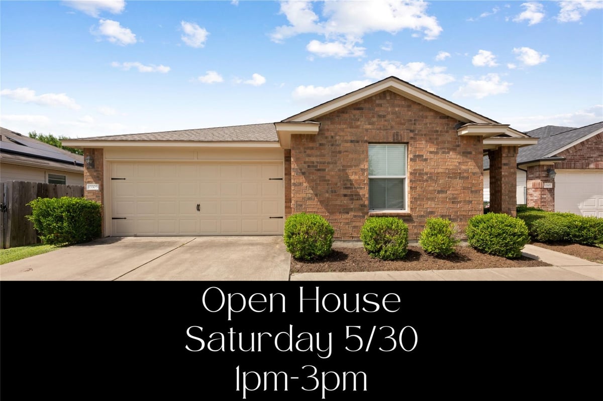 View 13305 Ring DR in Carriage Hills Sec 01 13305 Ring DR - front exterior - Luxury home in Carriage Hills Sec 01, Manor, TX