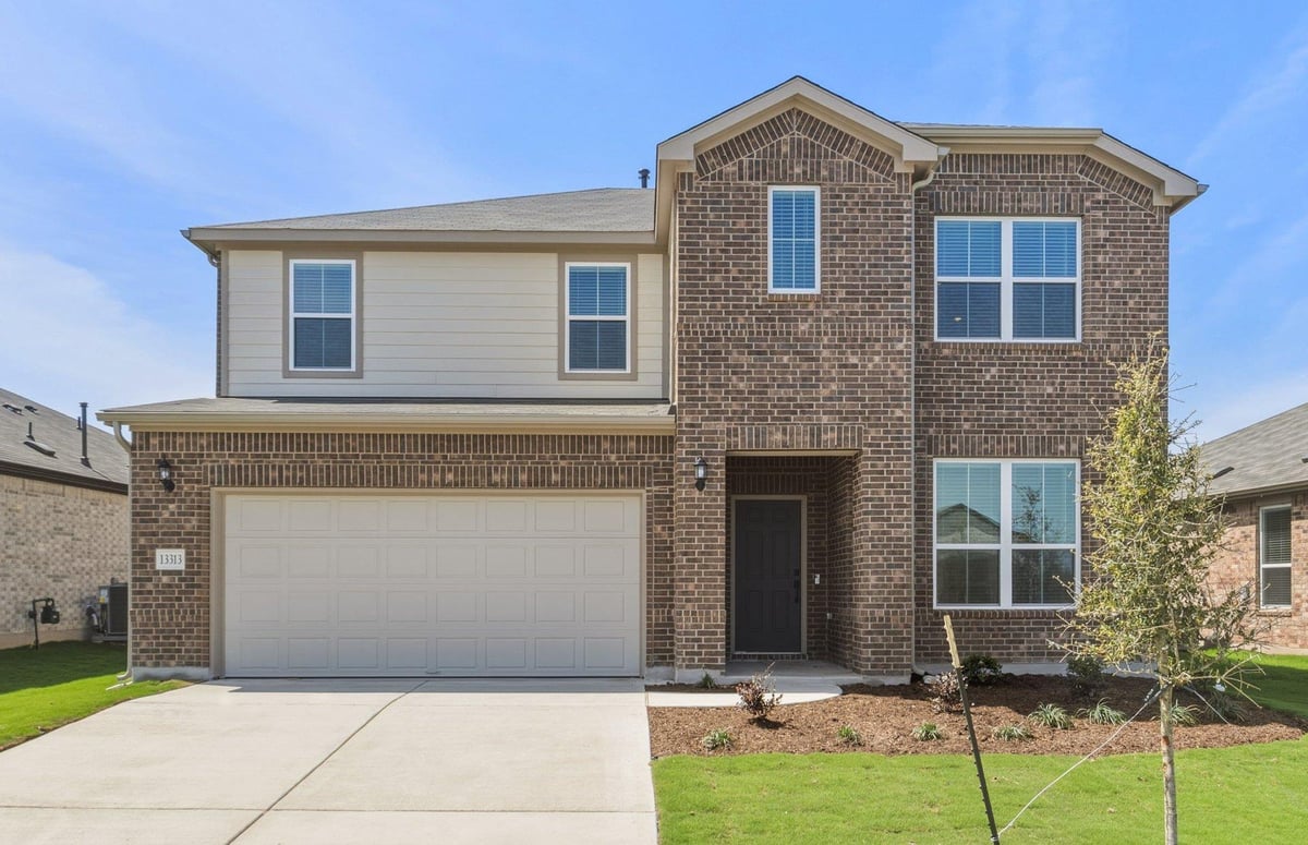 View 13313 Cerro Castellan Trce in Lagos 13313 Cerro Castellan Trce - front exterior - Luxury home in Lagos, Manor, TX