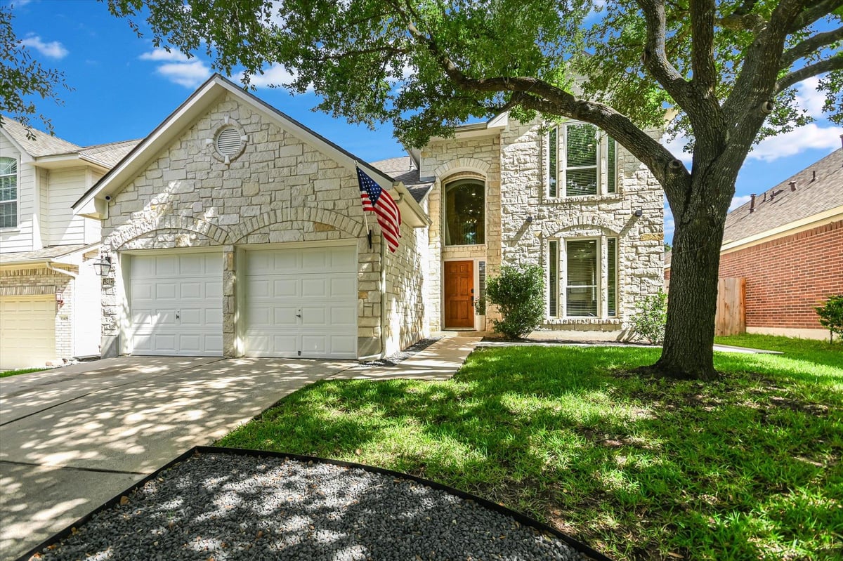 View 13412 Snow Fall Dr in Scofield Farms Ph 10 Sec 02 13412 Snow Fall Dr - front exterior - Luxury home in Scofield Farms Ph 10 Sec 02, Austin, TX