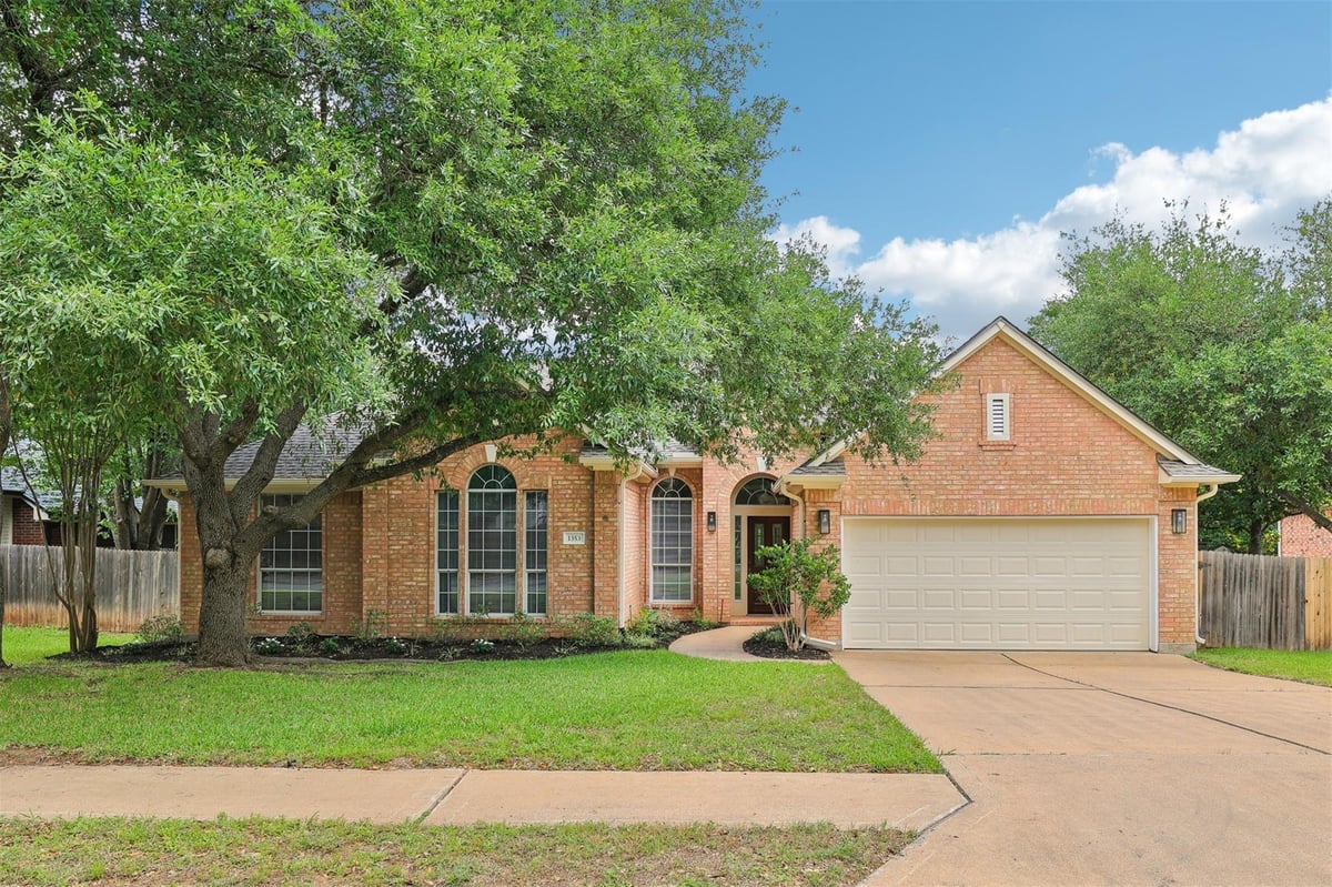 View 1353 Braided Rope Dr in Scofield Ph 06 Sec 04 1353 Braided Rope Dr - front exterior - Luxury home in Scofield Ph 06 Sec 04, Austin, TX