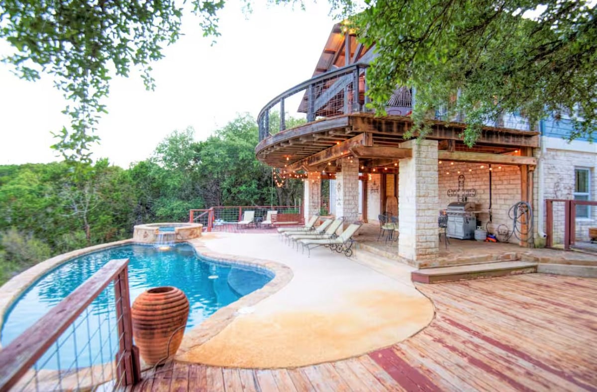 View 13601 Paisano Cir in Boondocks 13601 Paisano Cir - front exterior - Luxury home in Boondocks, Austin, TX