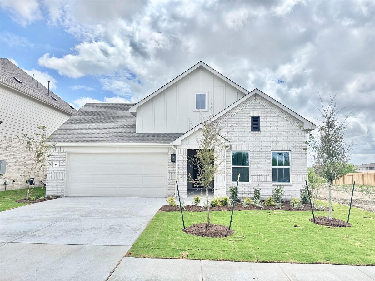 View 14117 Grassley Trl in Carillon 14117 Grassley Trl - front exterior - Luxury home in Carillon, Manor, TX
