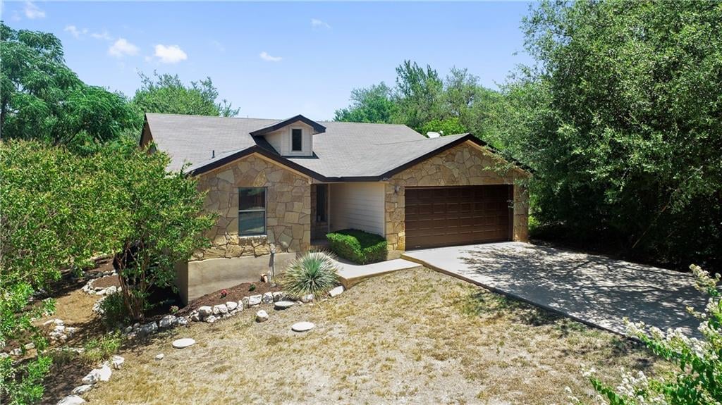 View 14804 RUNNING DEER Trl in Apache Shores Sec 03 Amd 14804 RUNNING DEER Trl - front exterior - Luxury home in Apache Shores Sec 03 Amd, Austin, TX