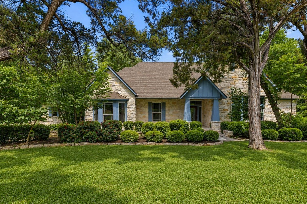 View 14915 Arrowhead Dr in Arrowhead Point 14915 Arrowhead Dr - front exterior - Luxury home in Arrowhead Point, Leander, TX