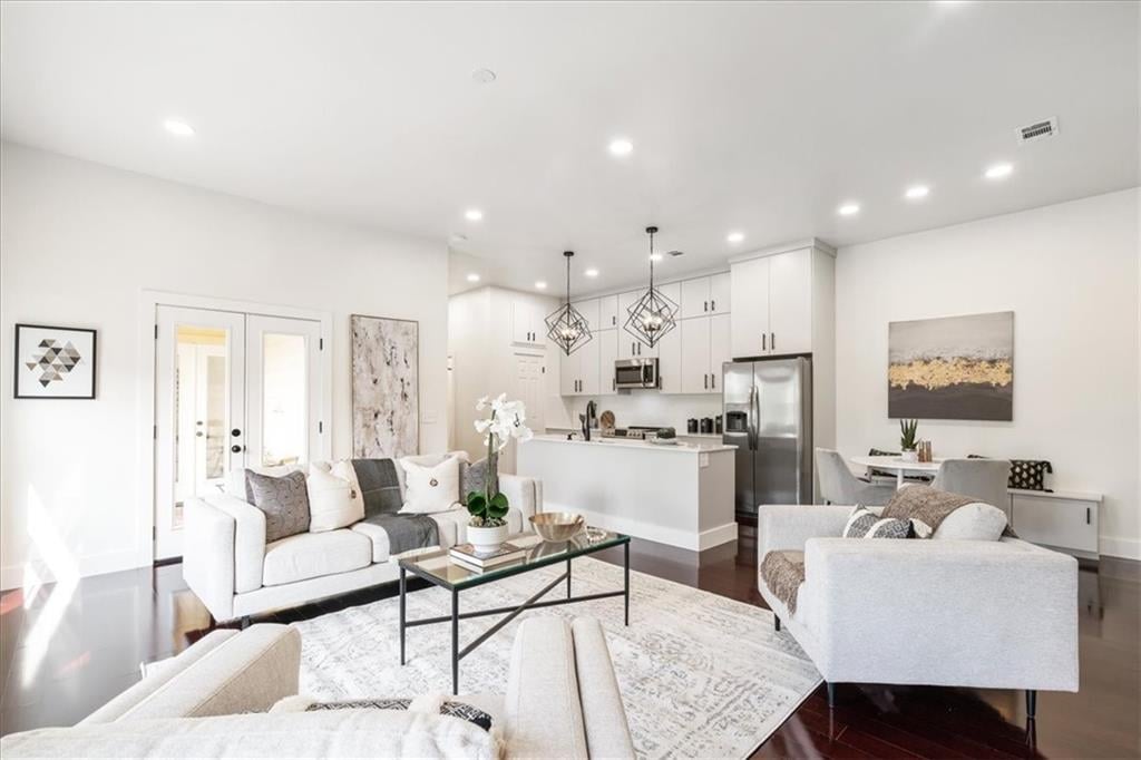 View 1502 W 5th St Unit #K3 in Villa West Condo Ph 02 1502 W 5th St Unit #K3 - front exterior - Luxury home in Villa West Condo Ph 02, Austin, TX