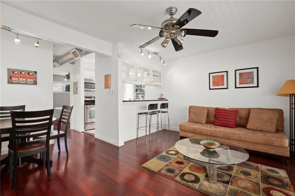 View 1510 W 6th St Unit #205 in 1510 West 6th Street Condo 1510 W 6th St Unit #205 - front exterior - Luxury home in 1510 West 6th Street Condo, Austin, TX