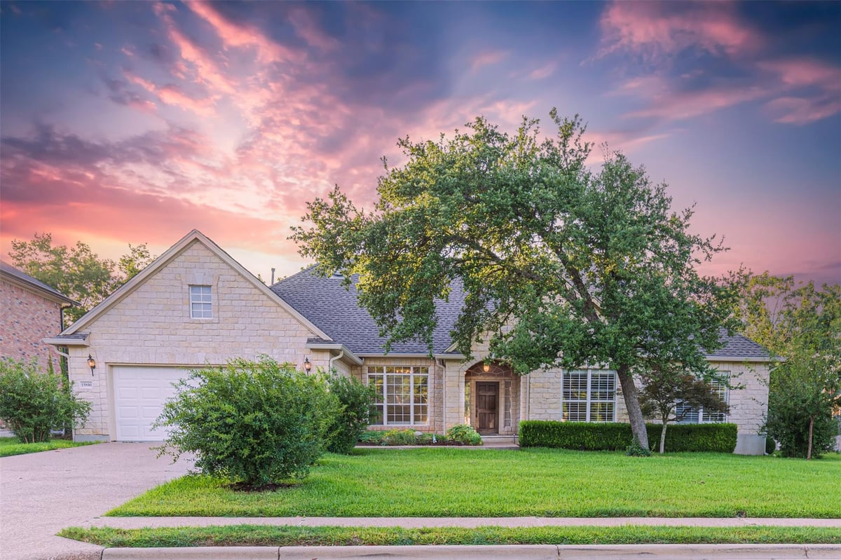 View 15816 Chatham Wood Dr in Woods Brushy Creek Sec 04 15816 Chatham Wood Dr - front exterior - Luxury home in Woods Brushy Creek Sec 04, Austin, TX