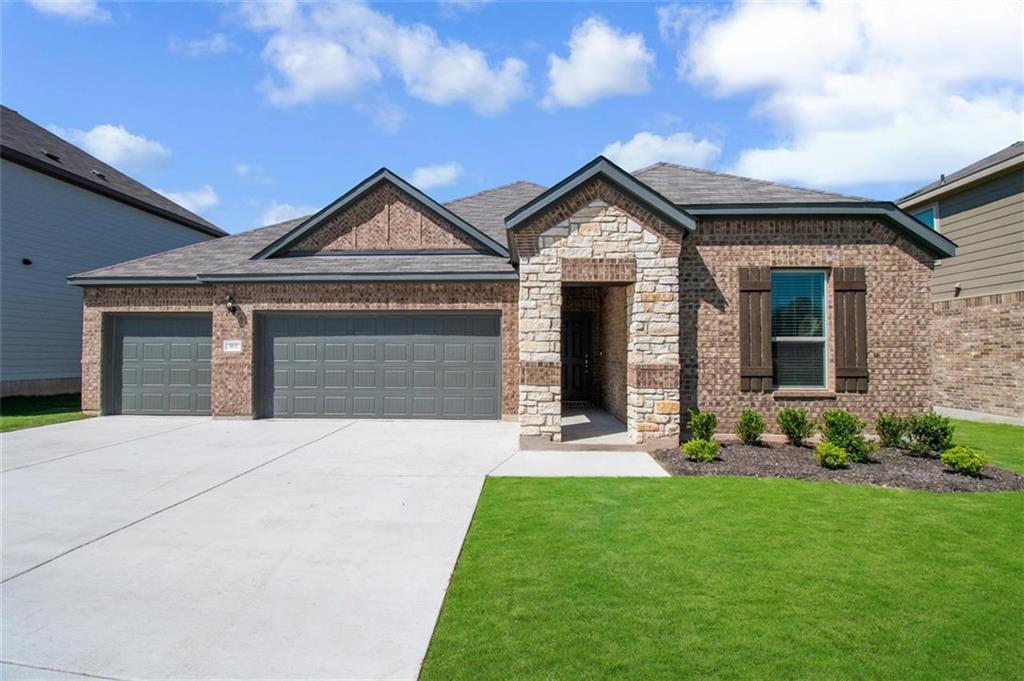 View 163 Limonite LN 163 Limonite LN - front exterior - Luxury home in Liberty Hill, TX