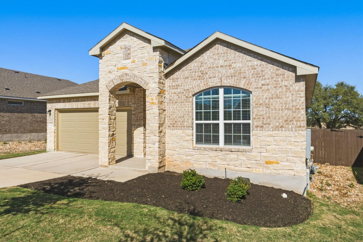 View 1640 Flying Horseshoe Bnd in Lively Tr Ph 2 1640 Flying Horseshoe Bnd - front exterior - Luxury home in Lively Tr Ph 2, Georgetown, TX