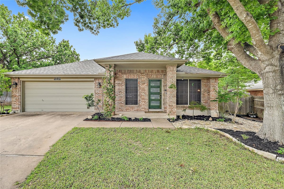 View 16402 Pocono Dr in Meadows Brushy Creek 16402 Pocono Dr - front exterior - Luxury home in Meadows Brushy Creek, Austin, TX
