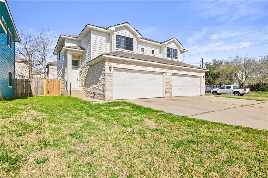 View 1700 Constantino Cir in Dan Jean Oaks 1700 Constantino Cir - front exterior - Luxury home in Dan Jean Oaks, Austin, TX