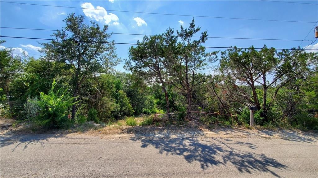 View 1702 Westward Ho Trl Trl in Apache Shores Sec 05 1702 Westward Ho Trl Trl - front exterior - Luxury lot in Apache Shores Sec 05, Austin, TX