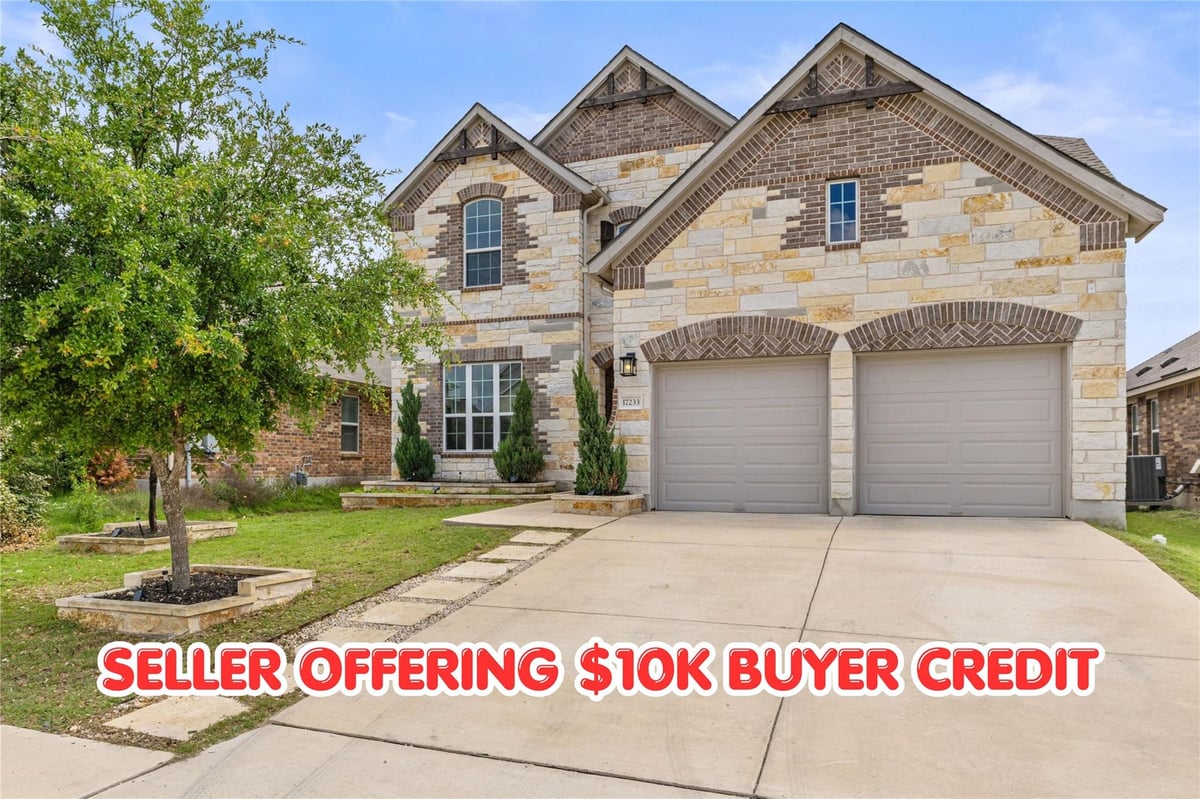 View 17233 Borromeo Ave in Carmel West Ph 2 Sec 2 17233 Borromeo Ave - front exterior - Luxury home in Carmel West Ph 2 Sec 2, Pflugerville, TX