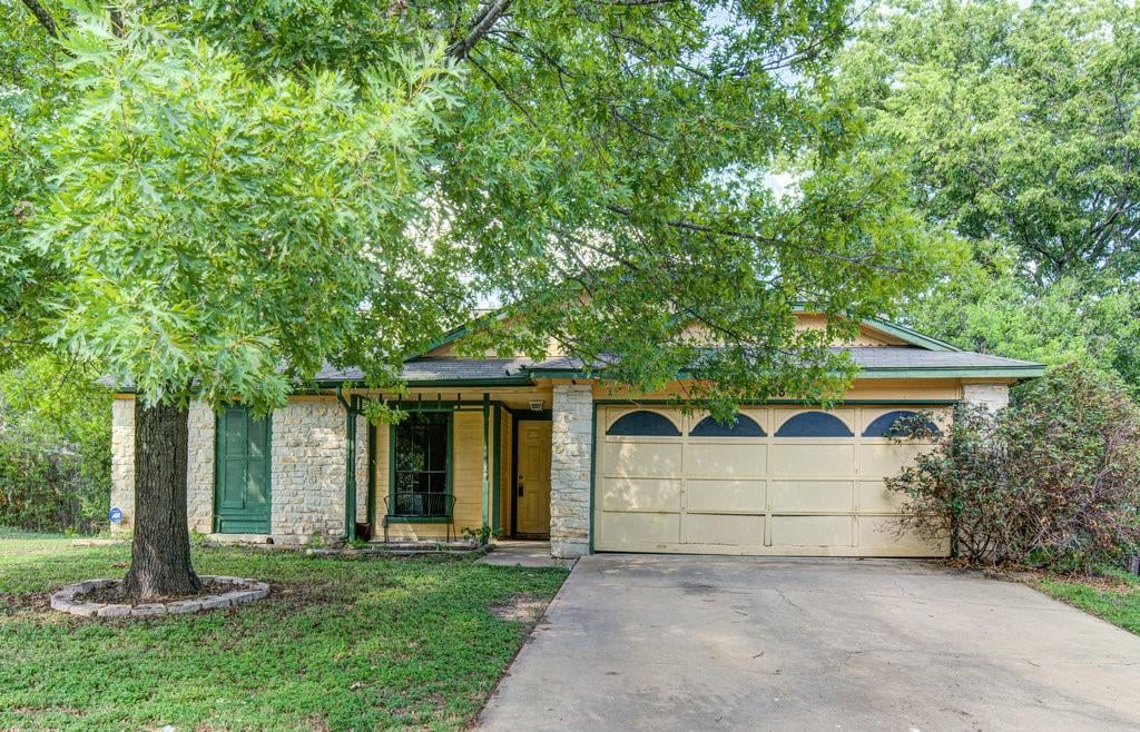 View 1806 Krizan Ave in Scofield Farms Ph 01 Sec 01 1806 Krizan Ave - front exterior - Luxury home in Scofield Farms Ph 01 Sec 01, Austin, TX