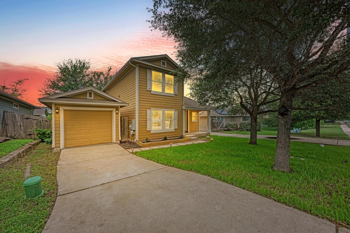 View 18108 Belfry Pass in Briarcreek Sec 05 18108 Belfry Pass - front exterior - Luxury home in Briarcreek Sec 05, Manor, TX