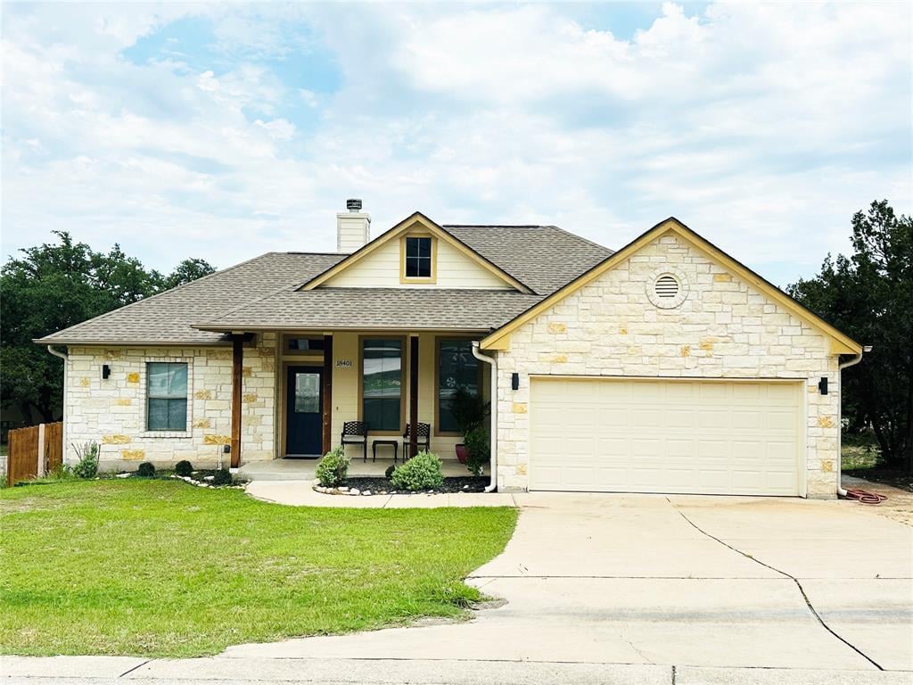 View 18401 Lakeland Dr in Point Venture Sec 01 18401 Lakeland Dr - front exterior - Luxury home in Point Venture Sec 01, Lago Vista, TX