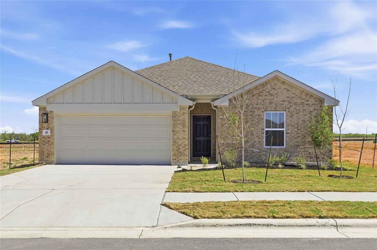 View 191 Oriole St in Infinity Square 191 Oriole St - front exterior - Luxury home in Infinity Square, Kyle, TX