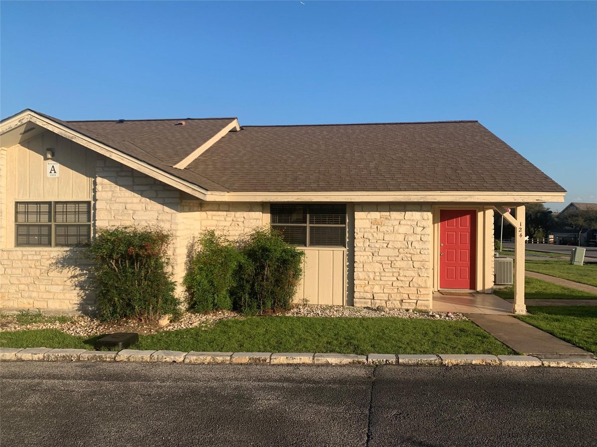 View 1919 American Dr Unit #A-124 in Highland Lake Villas Resub 1919 American Dr Unit #A-124 - front exterior - Luxury home in Highland Lake Villas Resub, Lago Vista, TX