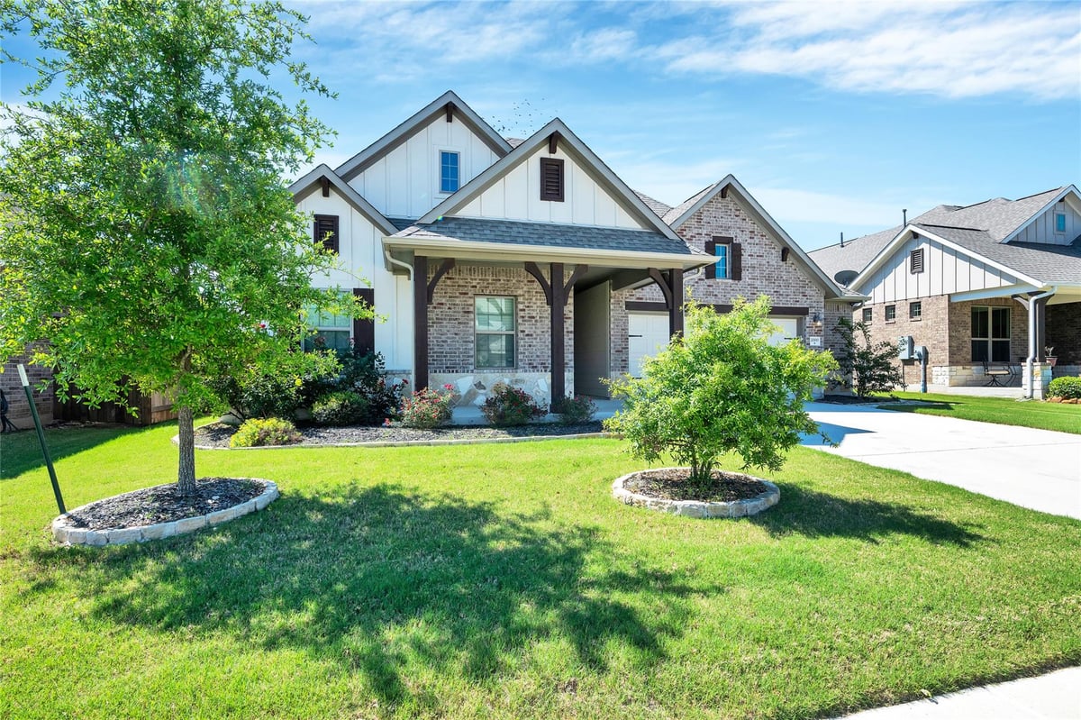 View 2000 Camay St in Carneros Ranch Sec 4 2000 Camay St - front exterior - Luxury home in Carneros Ranch Sec 4, Leander, TX