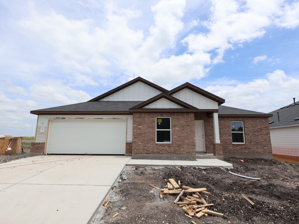 20017 Cornyn Ln - front exterior - Luxury home in Carillon, Manor, TX