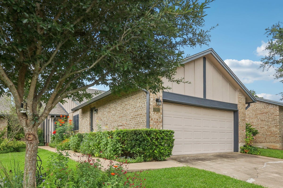 View 2022 Verbena Dr in Villas of Anderson Mill 2022 Verbena Dr - front exterior - Luxury home in Villas of Anderson Mill, Austin, TX