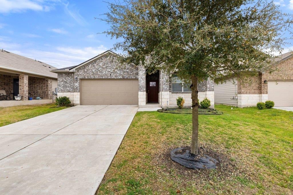 View 204 Rochester Ln in Mager Mdws Ph 3 204 Rochester Ln - front exterior - Luxury home in Mager Mdws Ph 3, Hutto, TX