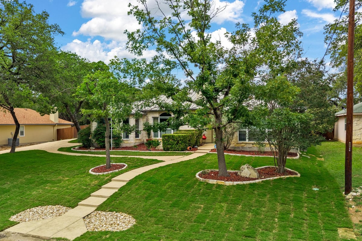 View 20409 Southbend ST in Lago Vista Country Club Estates Sec 11 20409 Southbend ST - front exterior - Luxury home in Lago Vista Country Club Estates Sec 11, Lago Vista, TX