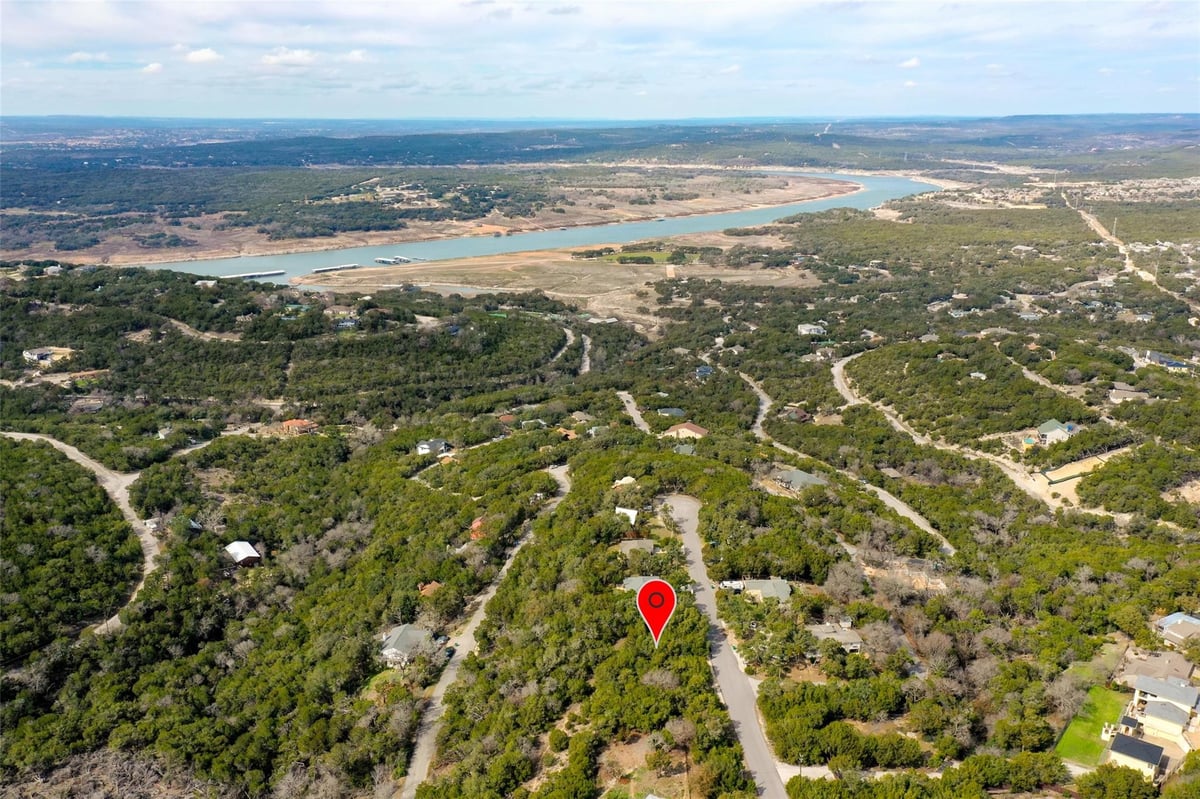 View 20607 Fawn Ridge Dr in Lago Vista Sec 03 Ph 04 20607 Fawn Ridge Dr - front exterior - Luxury lot in Lago Vista Sec 03 Ph 04, Leander, TX