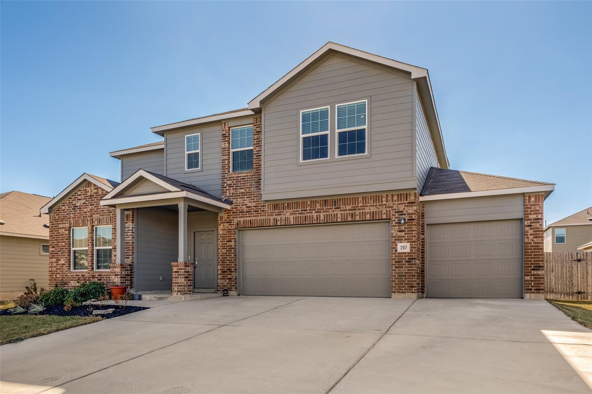 View 207 Otter Rd in Cool Spgs Ph Iii 207 Otter Rd - front exterior - Luxury home in Cool Spgs Ph Iii, Kyle, TX