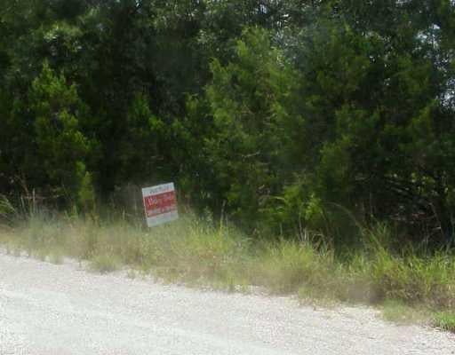 View 2105 Tishomingo Trl in APACHE SHORES SEC 3 AMENDED 2105 Tishomingo Trl - front exterior - Luxury lot in APACHE SHORES SEC 3 AMENDED, Austin, TX