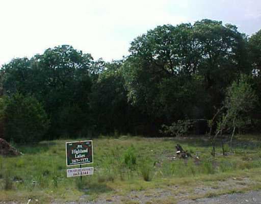 View 21209 Oak Dale Dr 21209 Oak Dale Dr - front exterior - Luxury lot in Lago Vista, TX